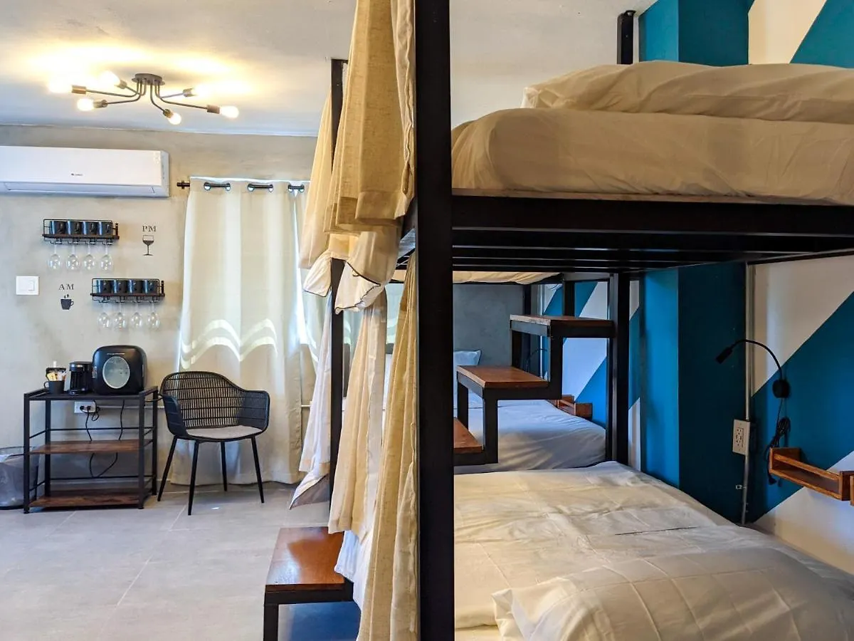 ****  Hotel The Surfing Turtle Luquillo Puerto Rico
