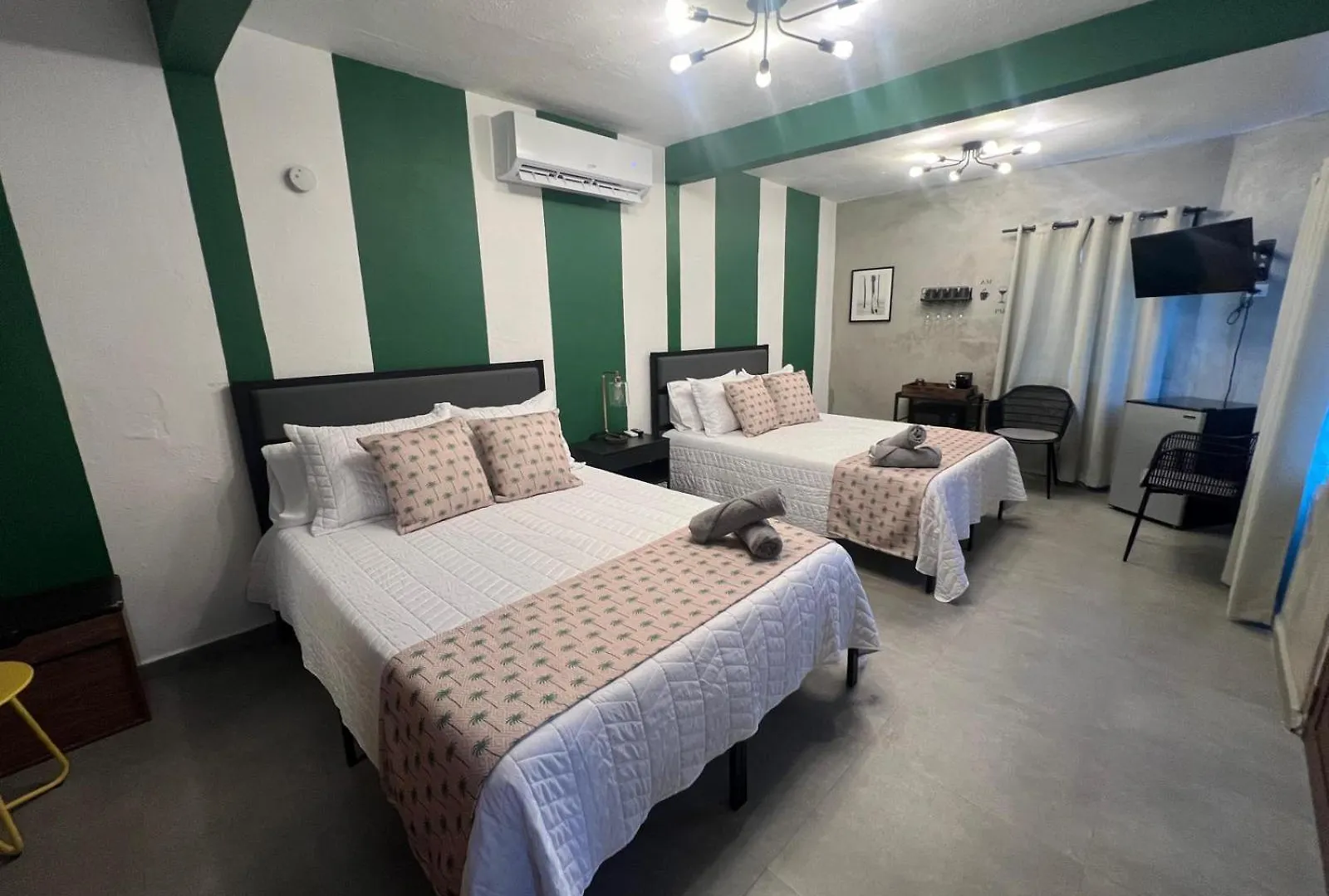 The Surfing Turtle Hotel Luquillo